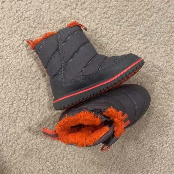 L.L. Bean Kids' Gray and Orange Snow Boots - Picture 2 of 4